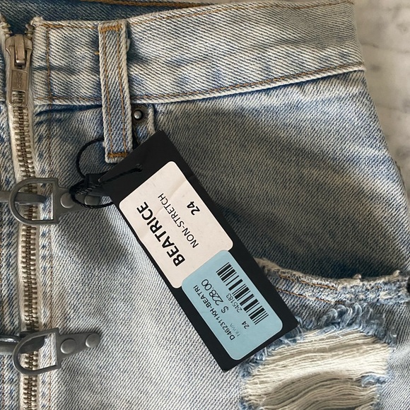 jean skirt size xs or s - Picture 3 of 4